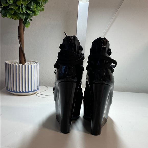 Kurt Geiger Men's Black Carry Bag - Picture 3 of 8